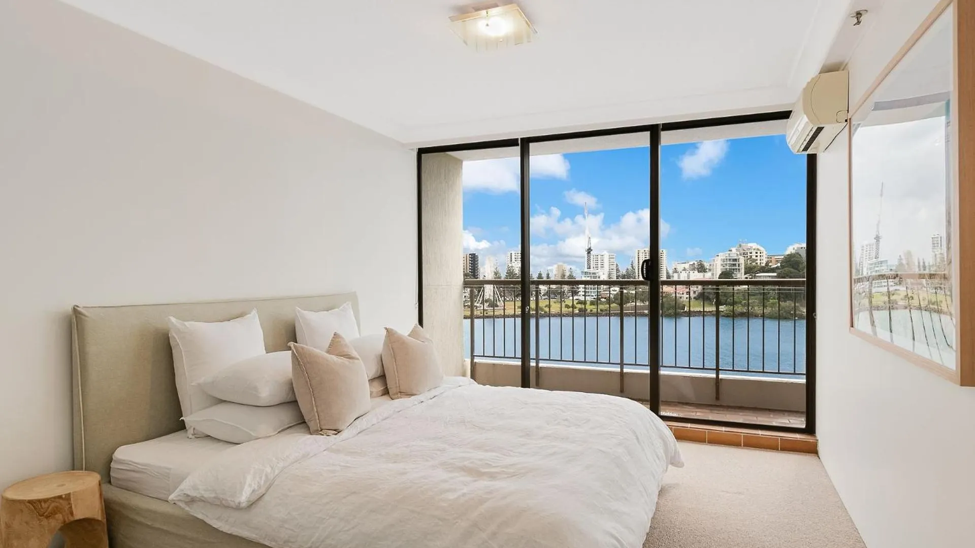 Seascape Apartments Unit 802 Tweed Heads